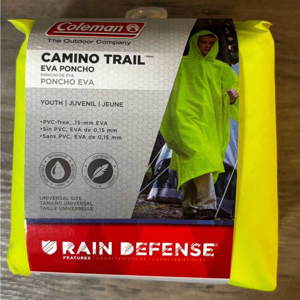 Coleman Camino Trail Youth Poncho, Lime Green. Size: Universal Camping Rain Gear